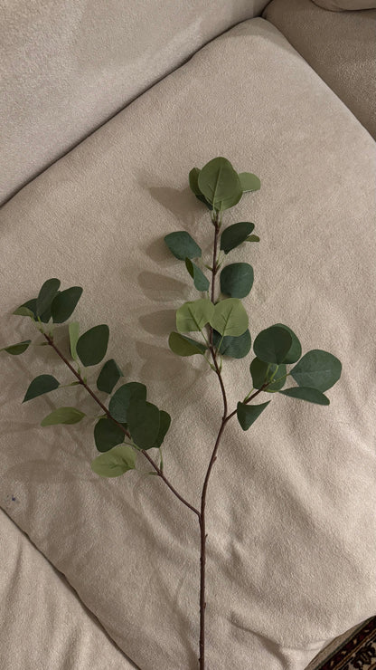 Large faux eucalyptus stem( Preorder)