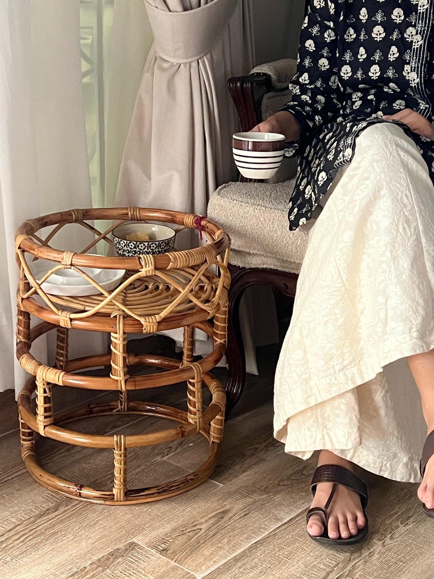 RATTAN SIDETABLE